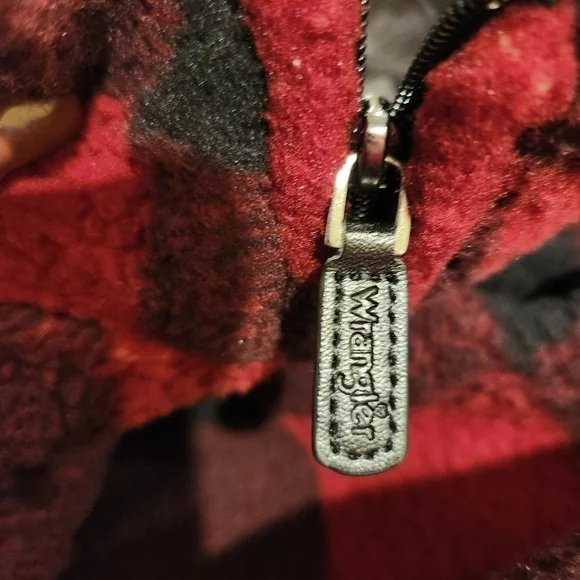 Wrangler NWT Womems Buffalo Plaid Sherpa Sweater 1/4 Zip Size XL - Picture 9 of 14